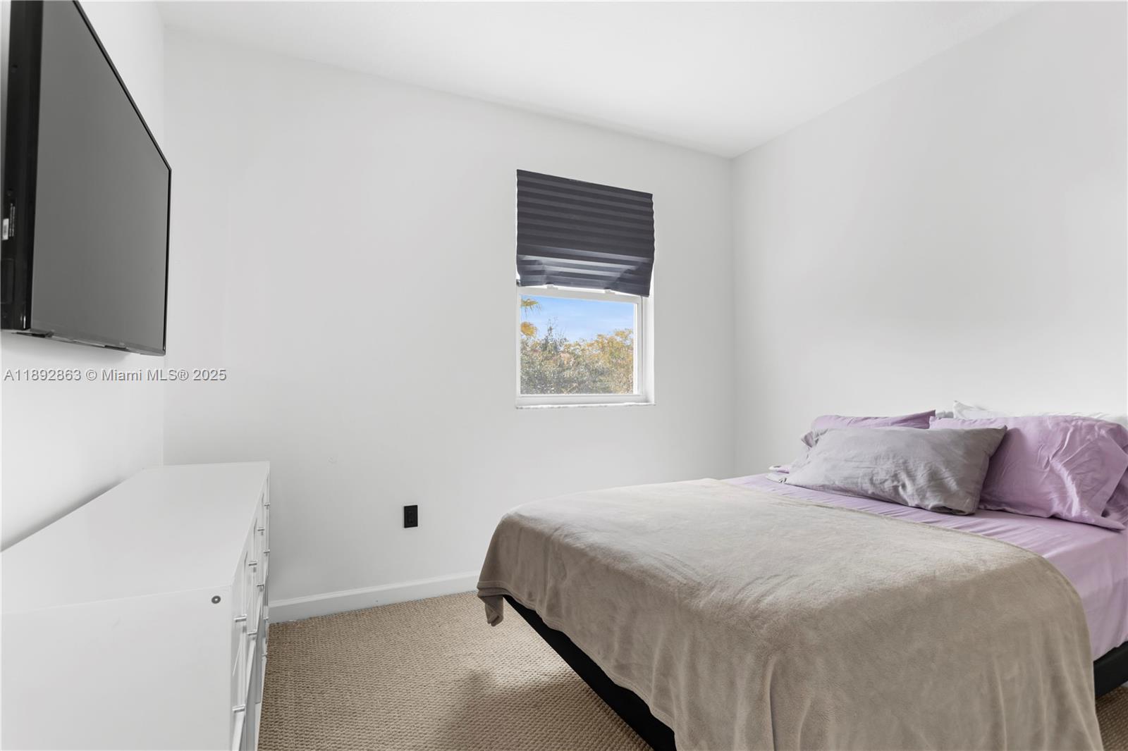 ISLANDS AT DORAL TOWNHOME - Residential