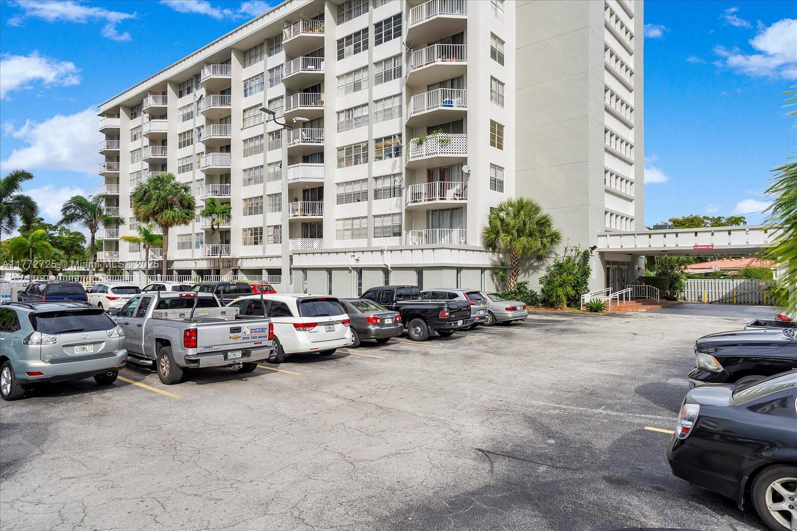 GATEWAY HOUSE CONDO - NOR - Residential