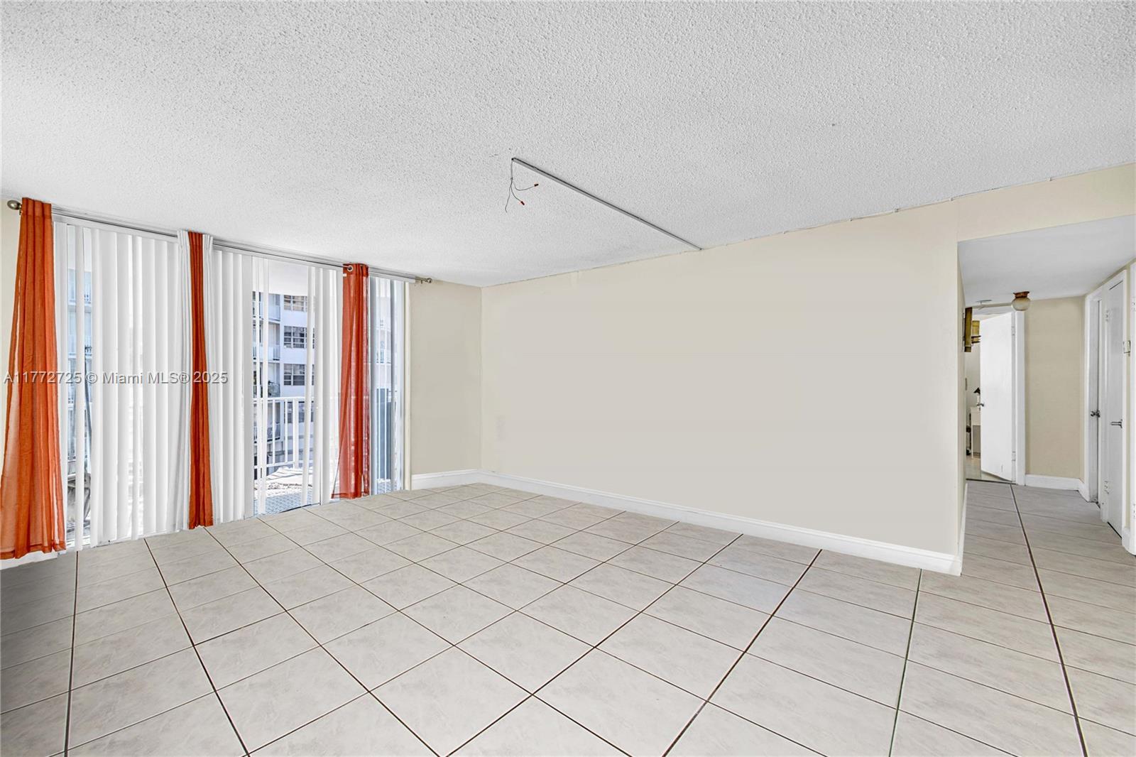 GATEWAY HOUSE CONDO - NOR - Residential