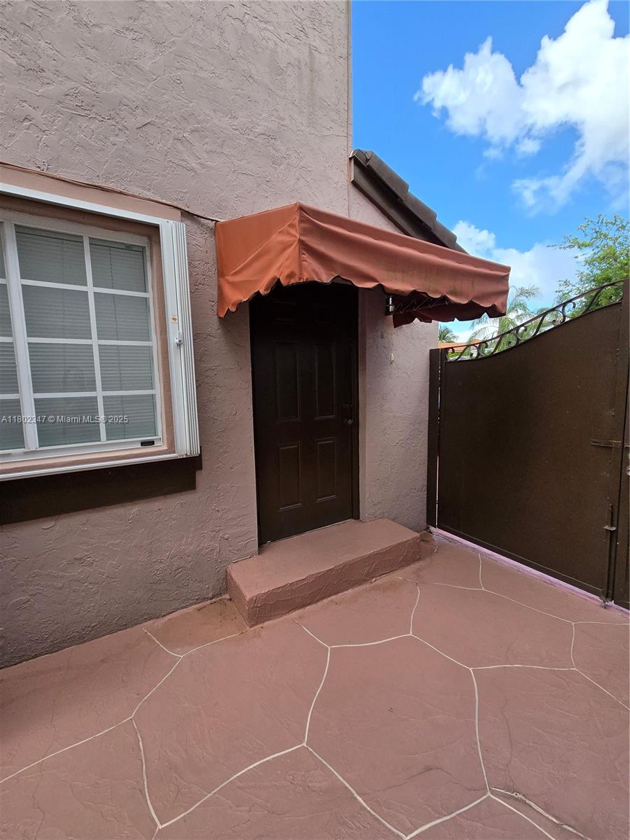 Rental Property at Address Not Disclosed, Miami, Broward County, Florida - Bedrooms: 1 
Bathrooms: 1  - $1,700 MO.