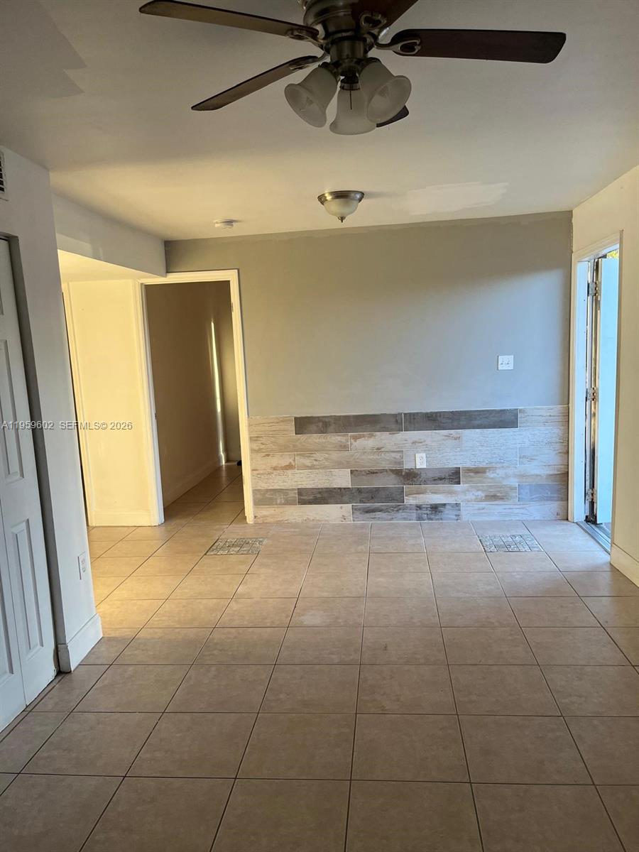 SUN LAND PARK - Residential Lease