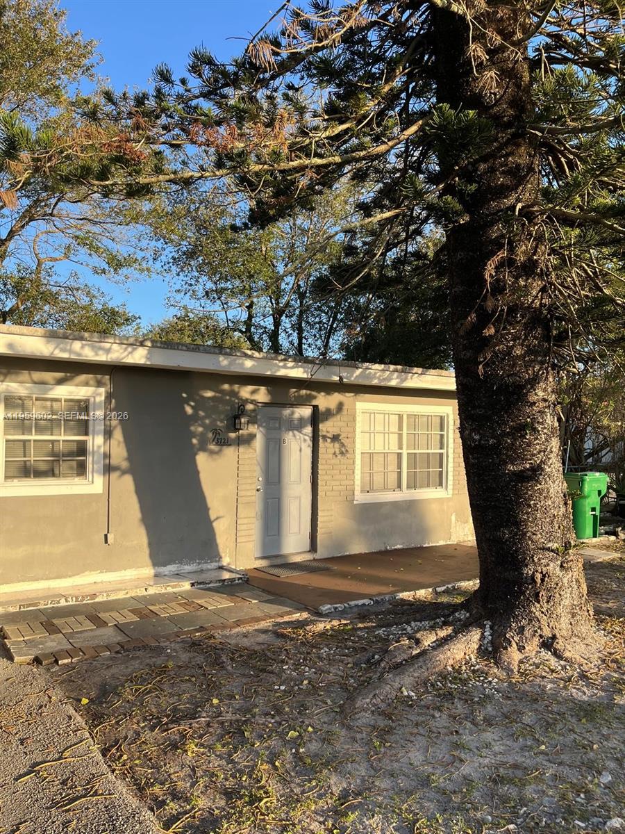 SUN LAND PARK - Residential Lease