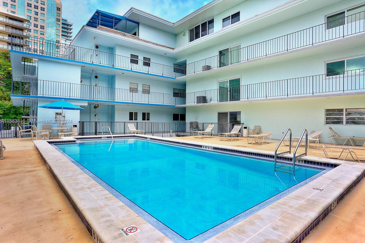 HARBOUR HILL CLUB CONDO - Residential Lease