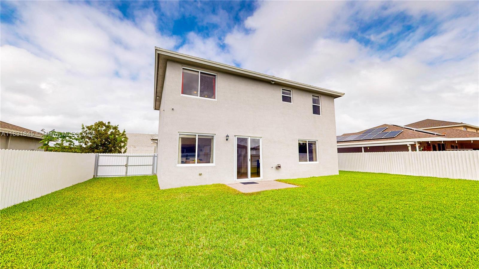 A H AT TURNPIKE SOUTH SEC - Residential