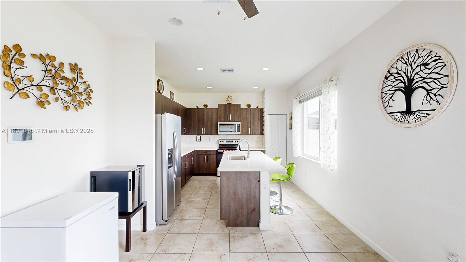 A H AT TURNPIKE SOUTH SEC - Residential