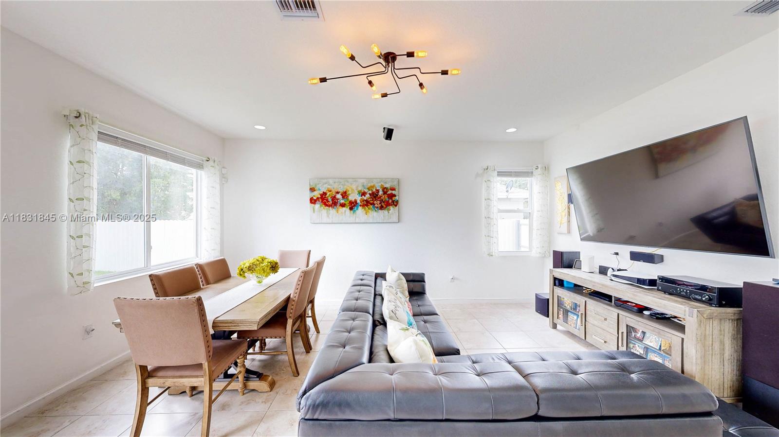 A H AT TURNPIKE SOUTH SEC - Residential