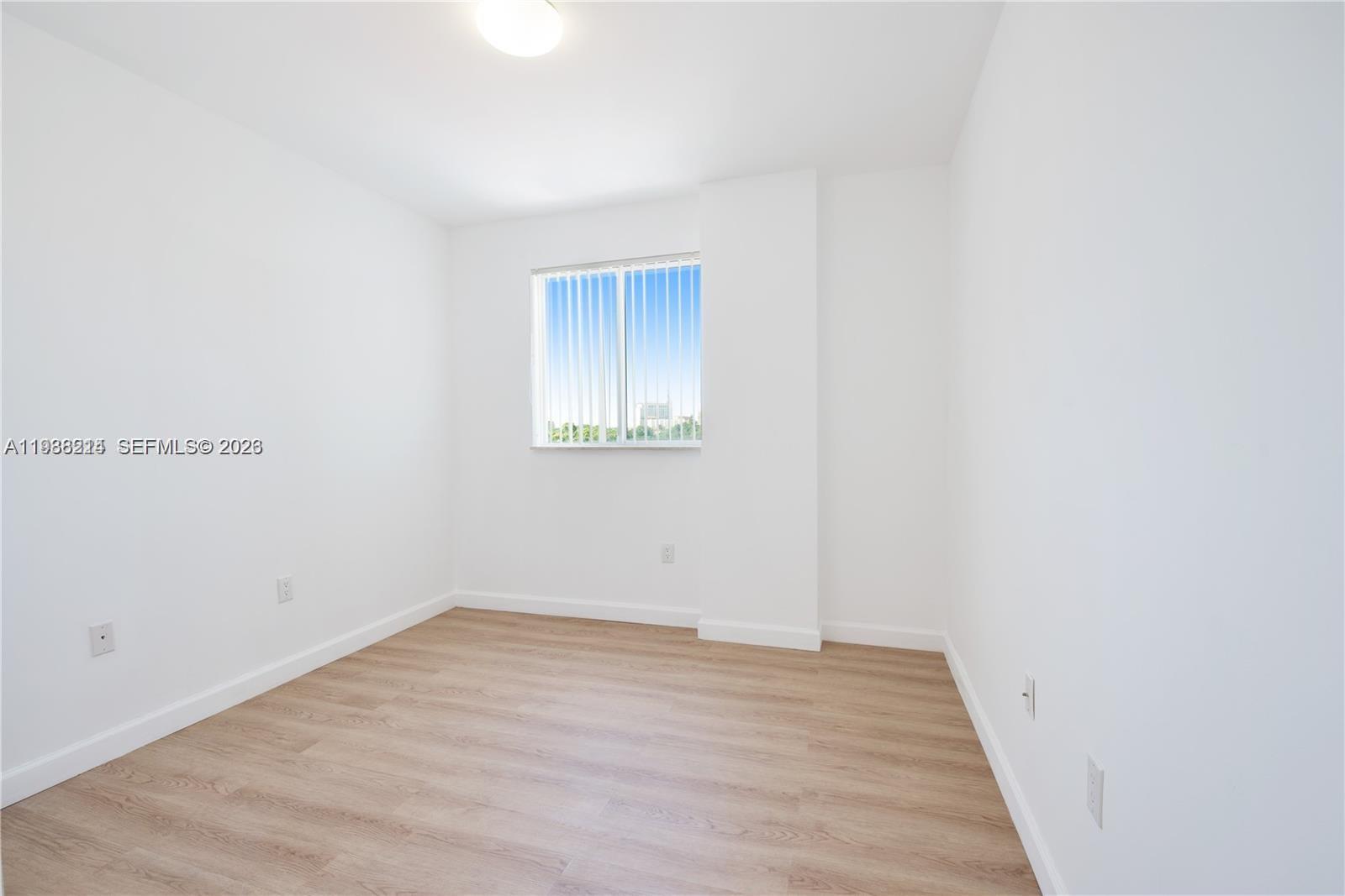 SHAMROCK BY THE GABLES CO - Residential Lease