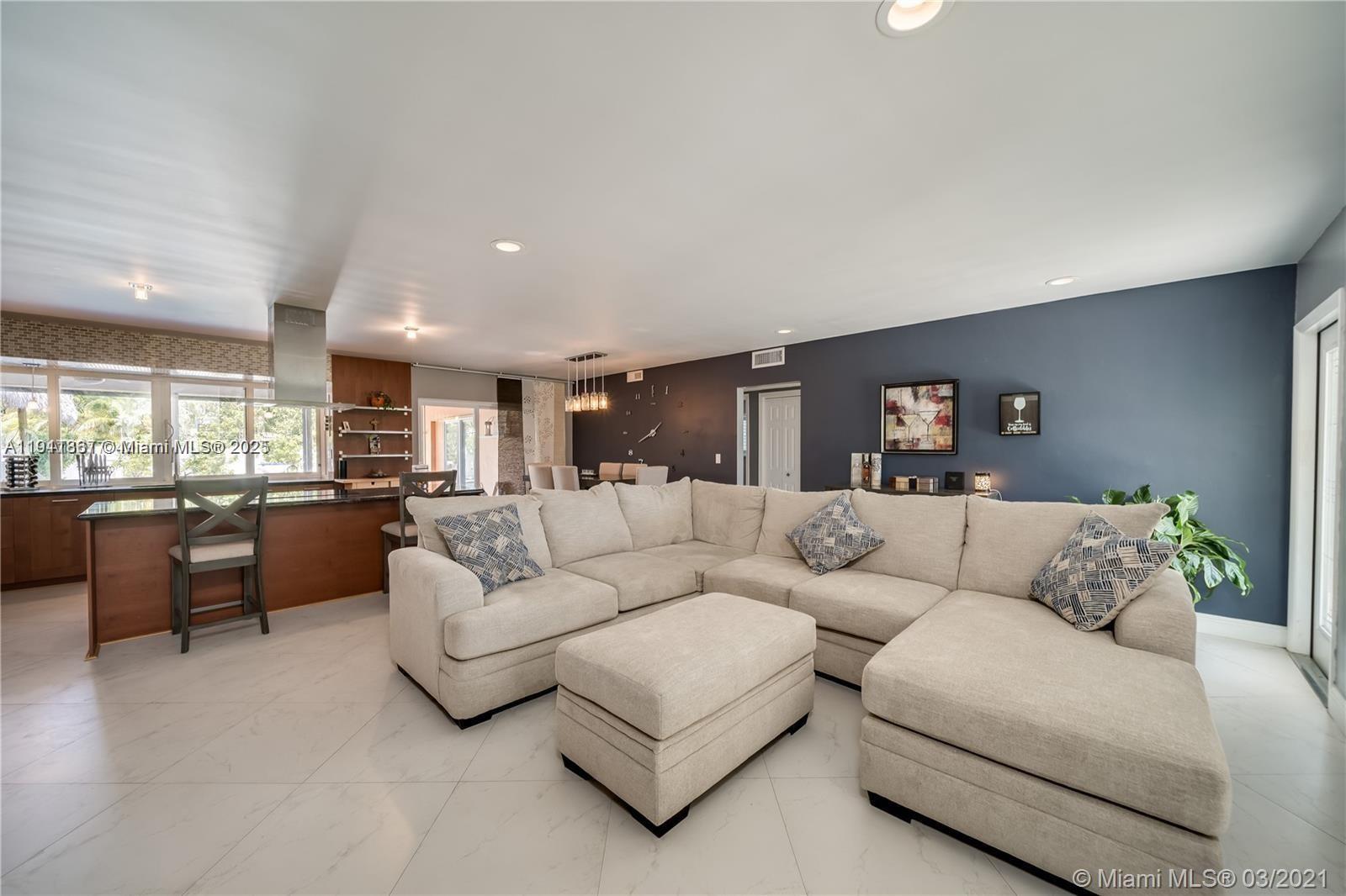 SUNNY ACRES - Residential Lease