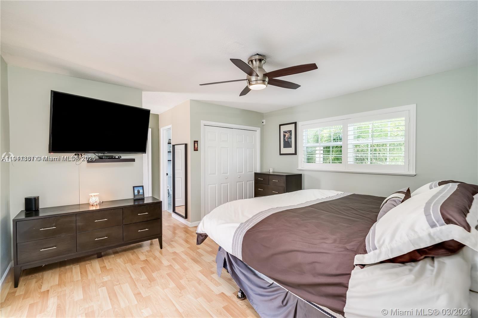 SUNNY ACRES - Residential Lease