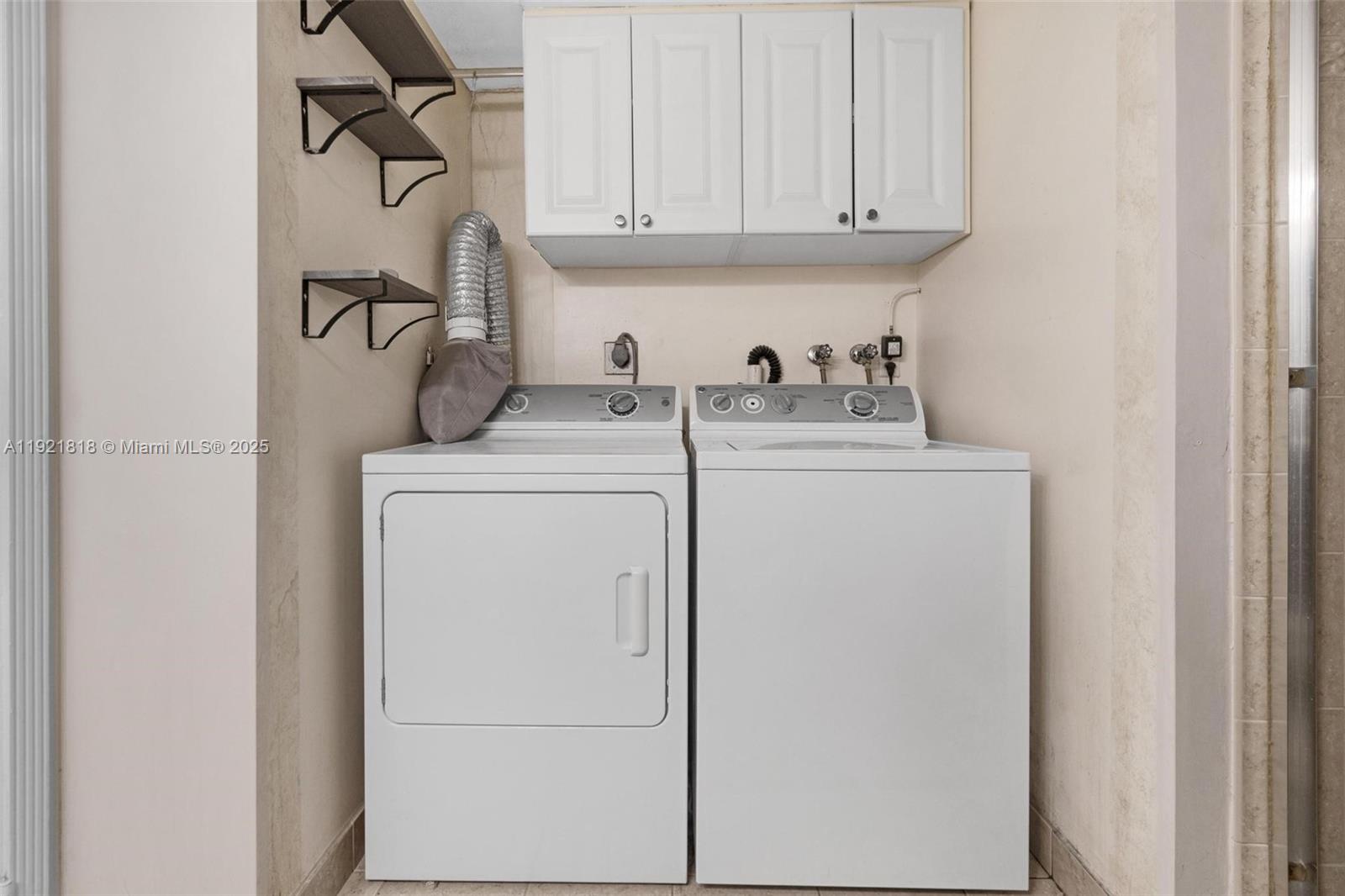 SAVOY EAST CONDO - Residential