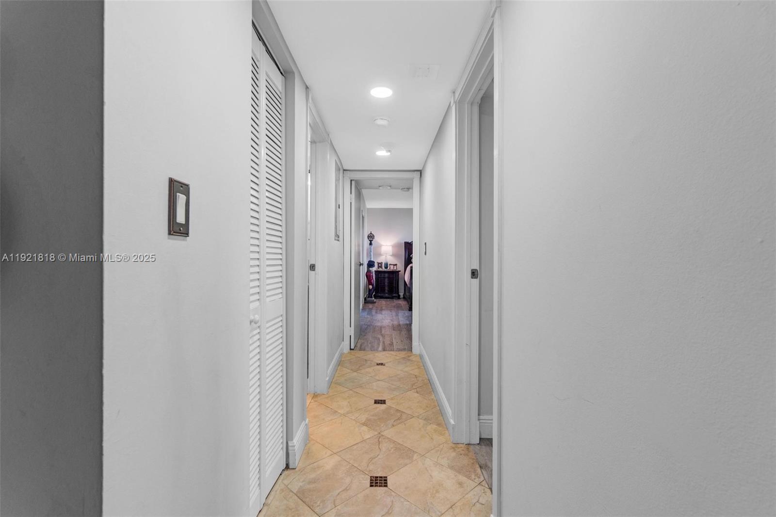 SAVOY EAST CONDO - Residential