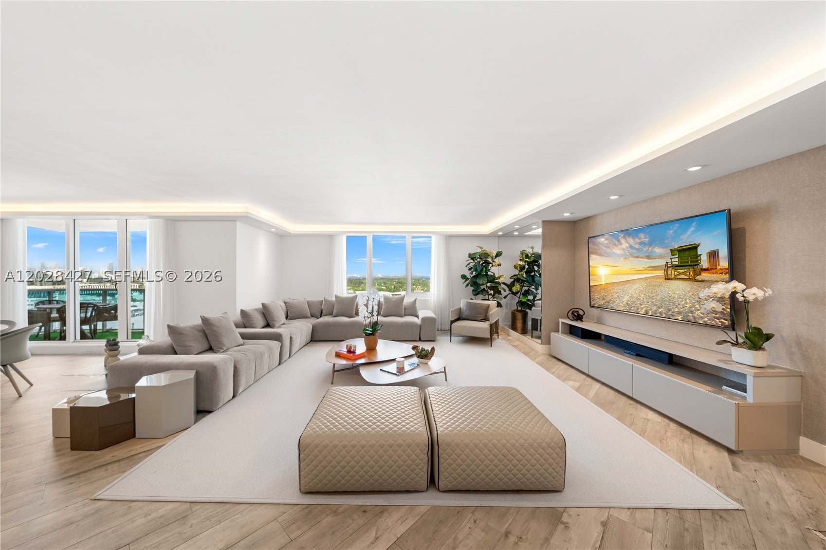 2301 Collins Ave 1432