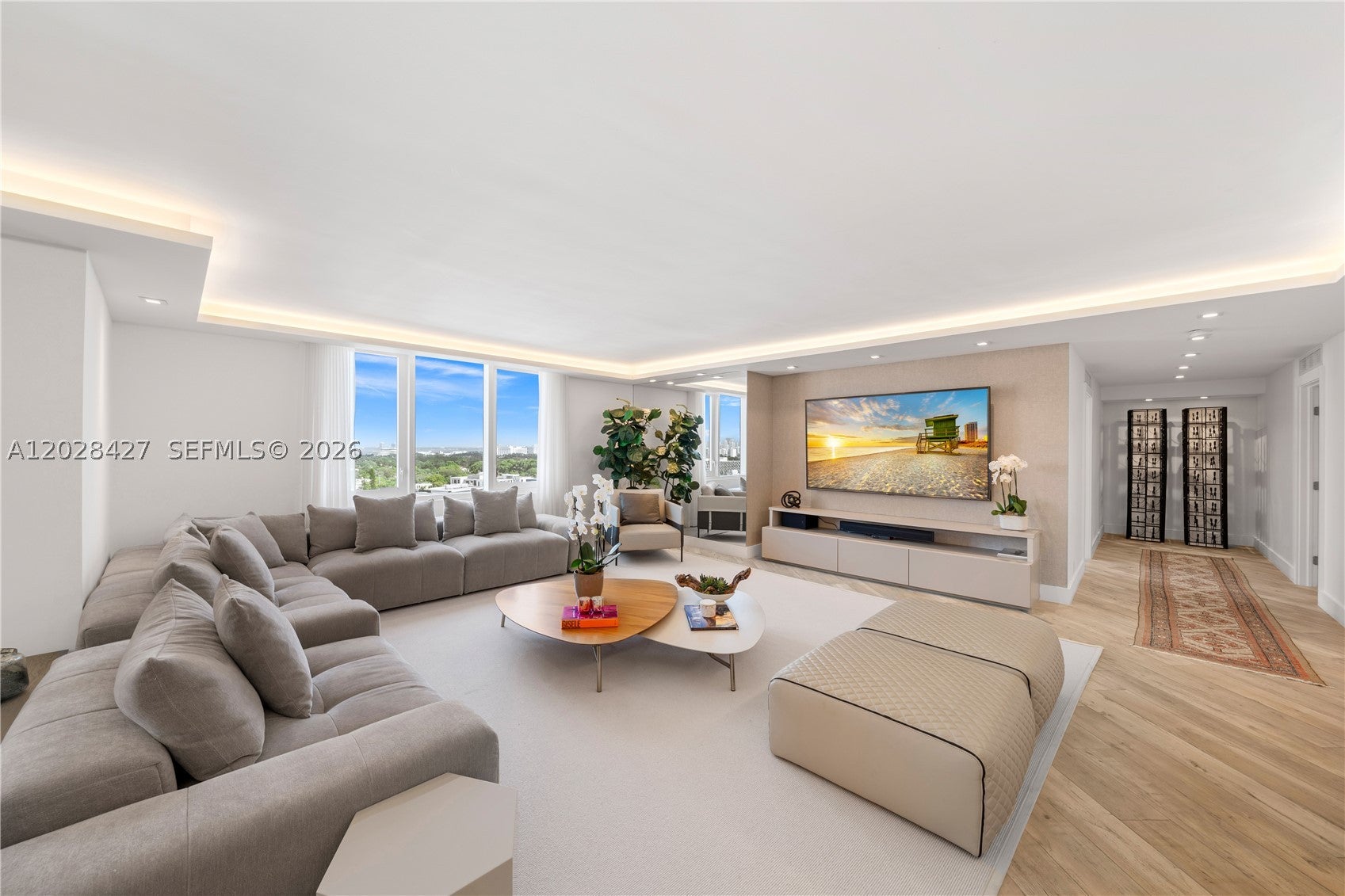 2301 Collins Ave 1432