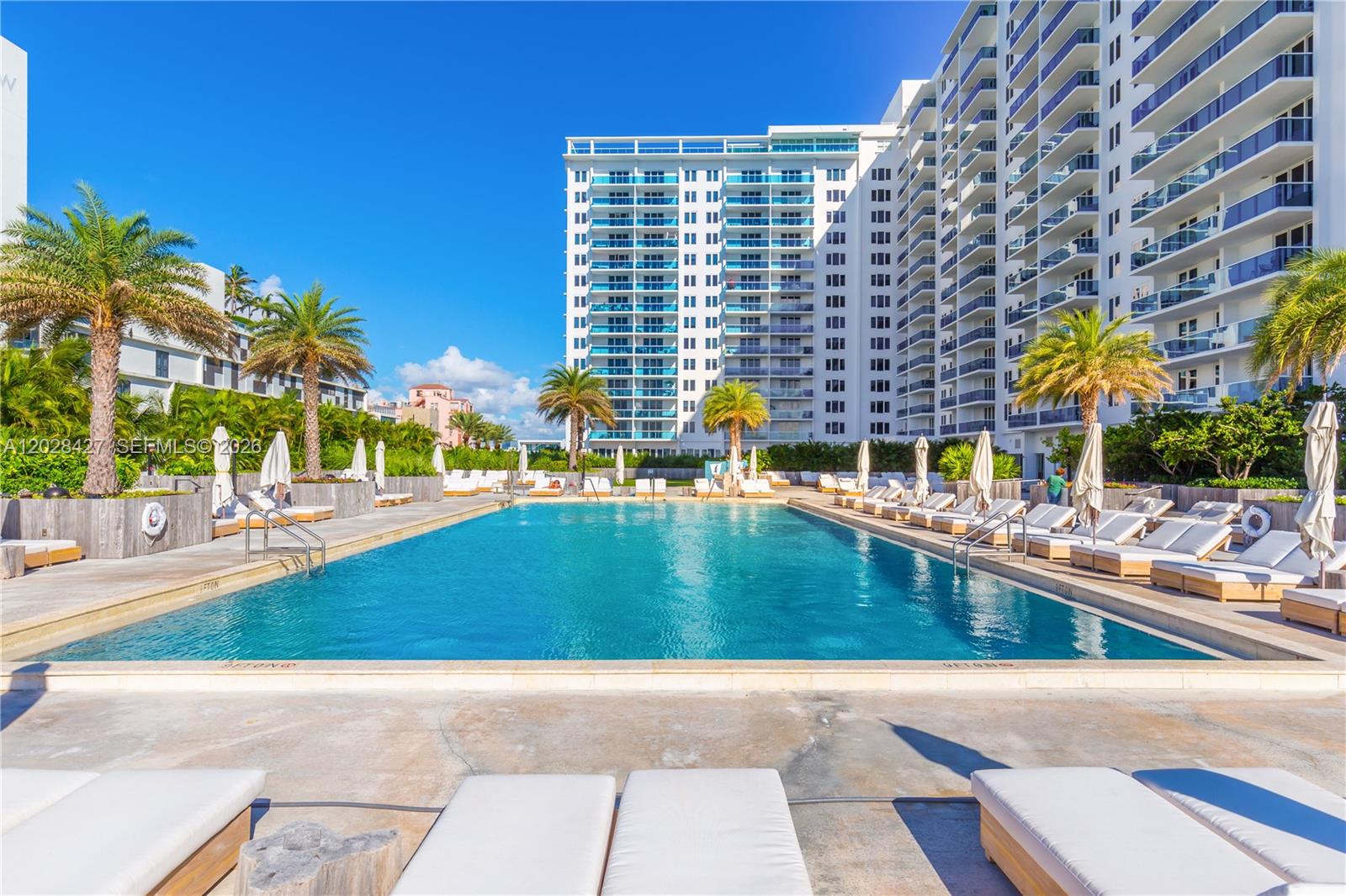 RONEY PALACE CONDO - Residential