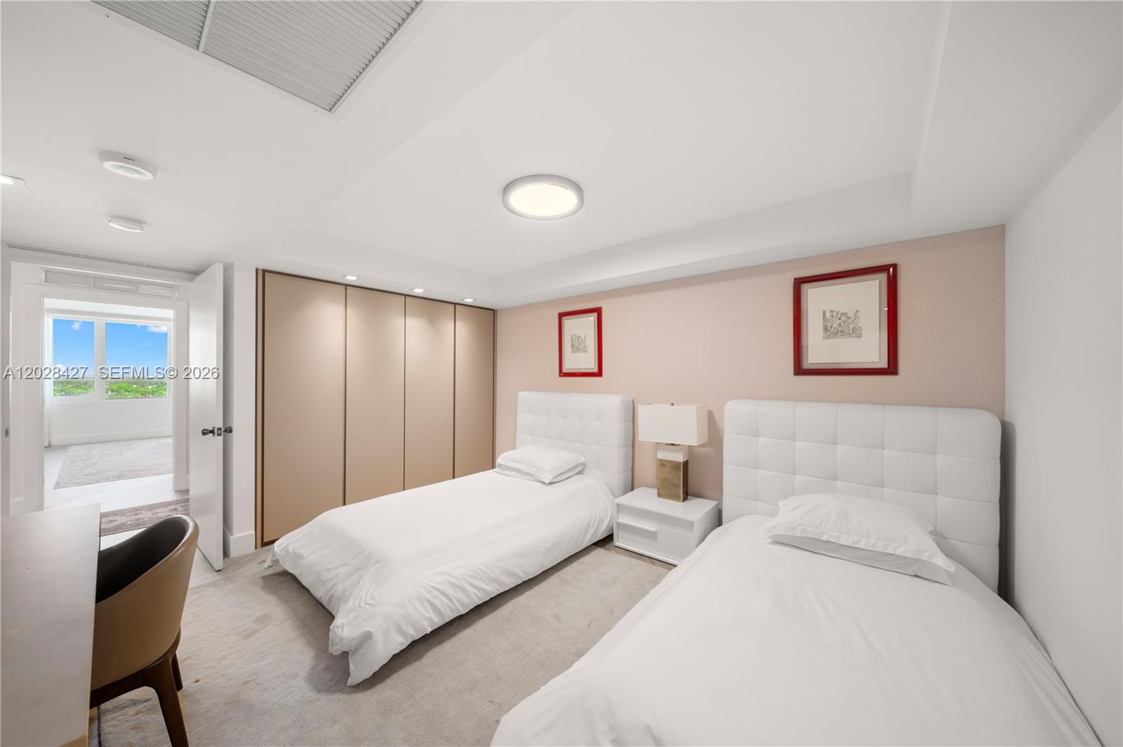 RONEY PALACE CONDO - Residential