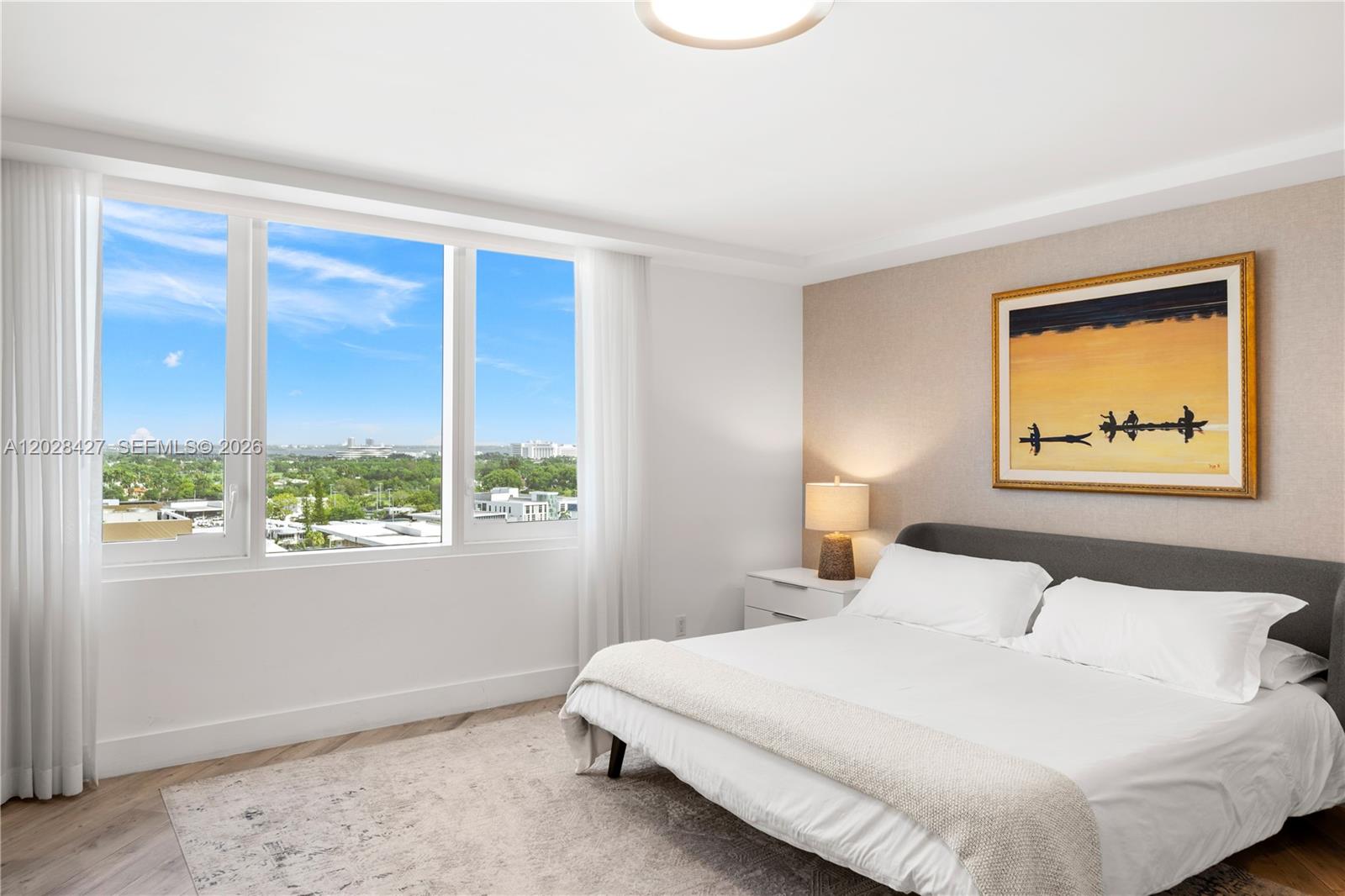 RONEY PALACE CONDO - Residential