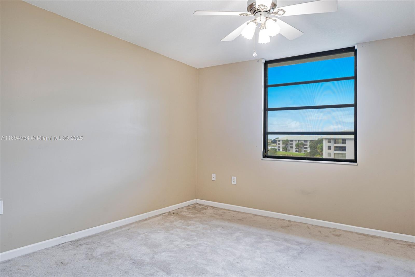 CONDO 25 OF WHITEHALL CON - Residential