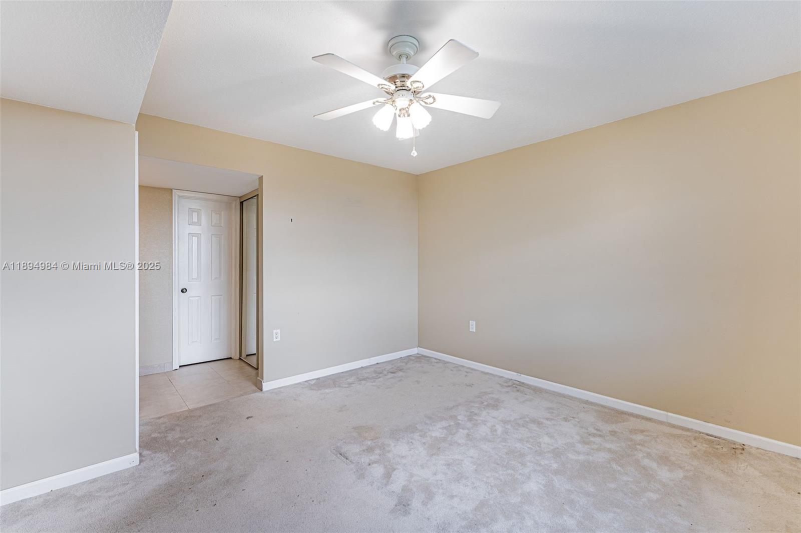 CONDO 25 OF WHITEHALL CON - Residential