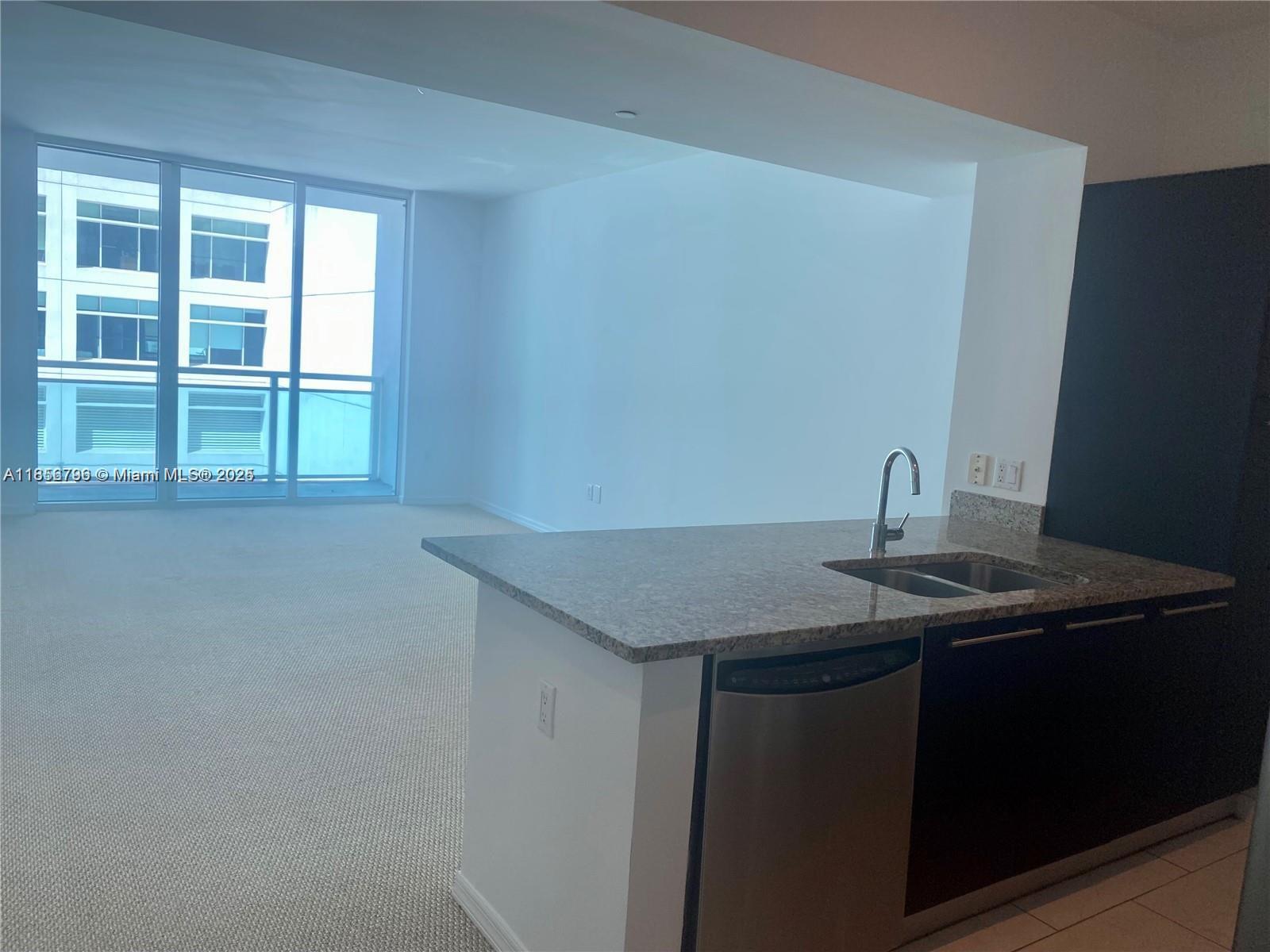 950 Brickell Bay Dr 602