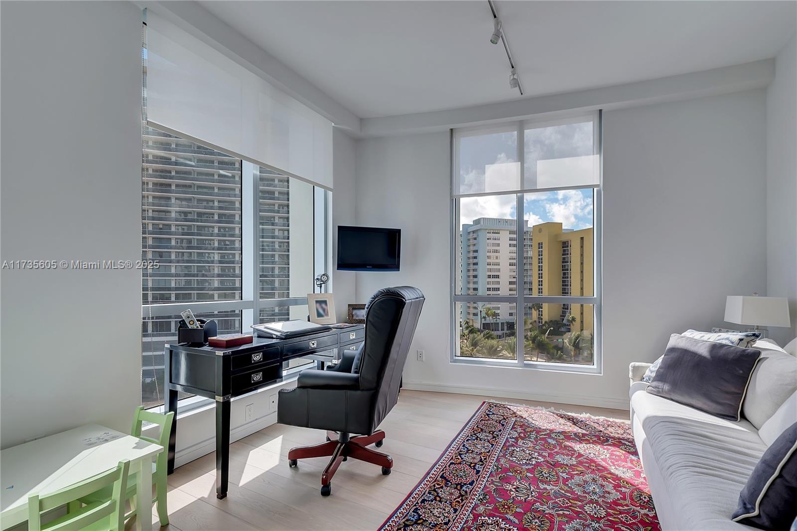RESIDENCES - THE BATH CLUB - Residential