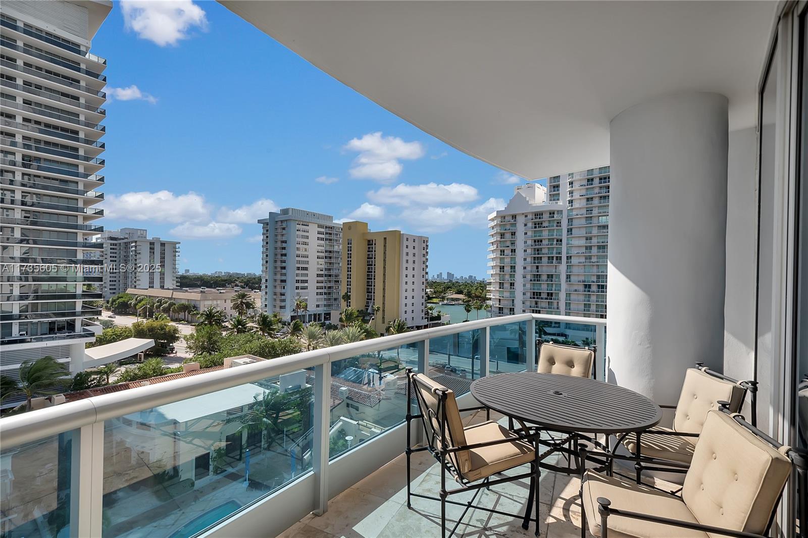 RESIDENCES - THE BATH CLUB - Residential