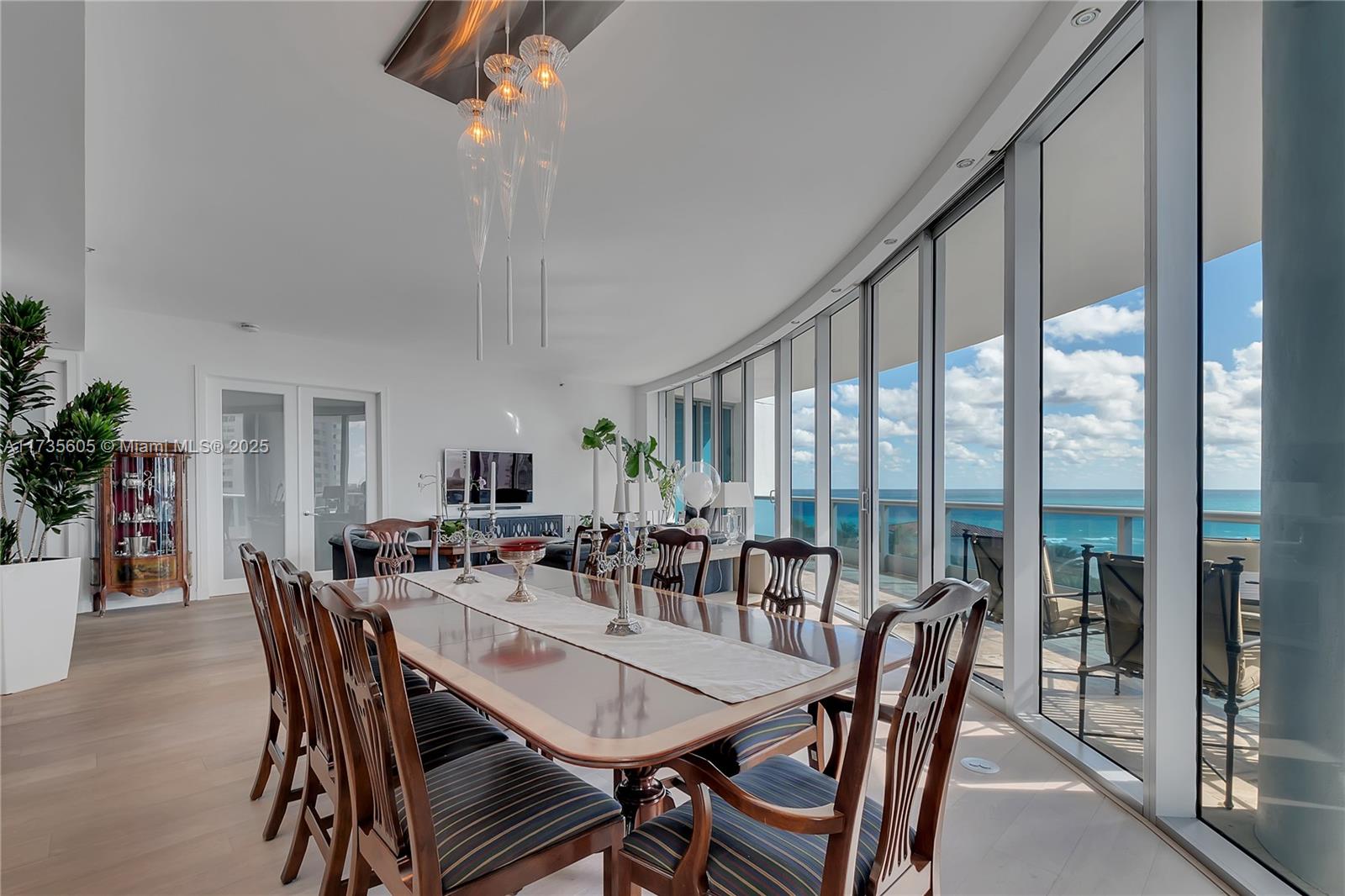 RESIDENCES - THE BATH CLUB - Residential