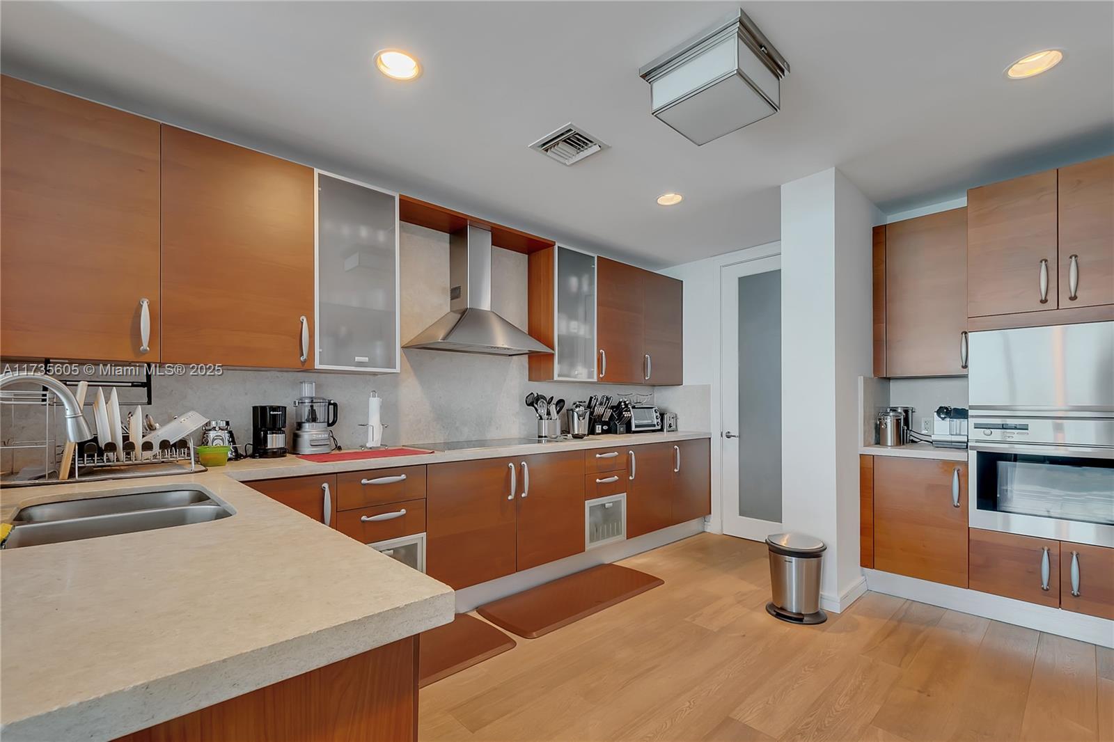 RESIDENCES - THE BATH CLUB - Residential