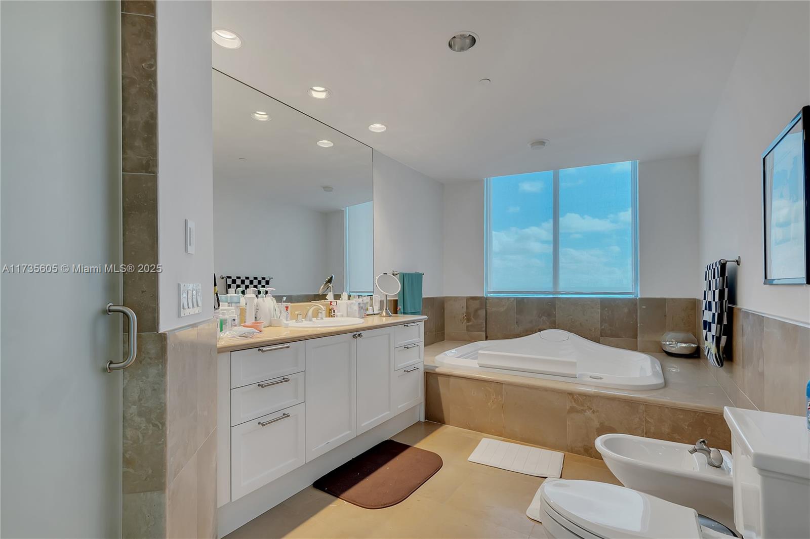RESIDENCES - THE BATH CLUB - Residential