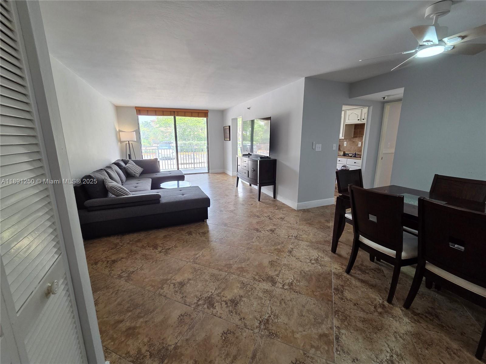 WINSTON TOWERS 600 CONDO - Residential Lease