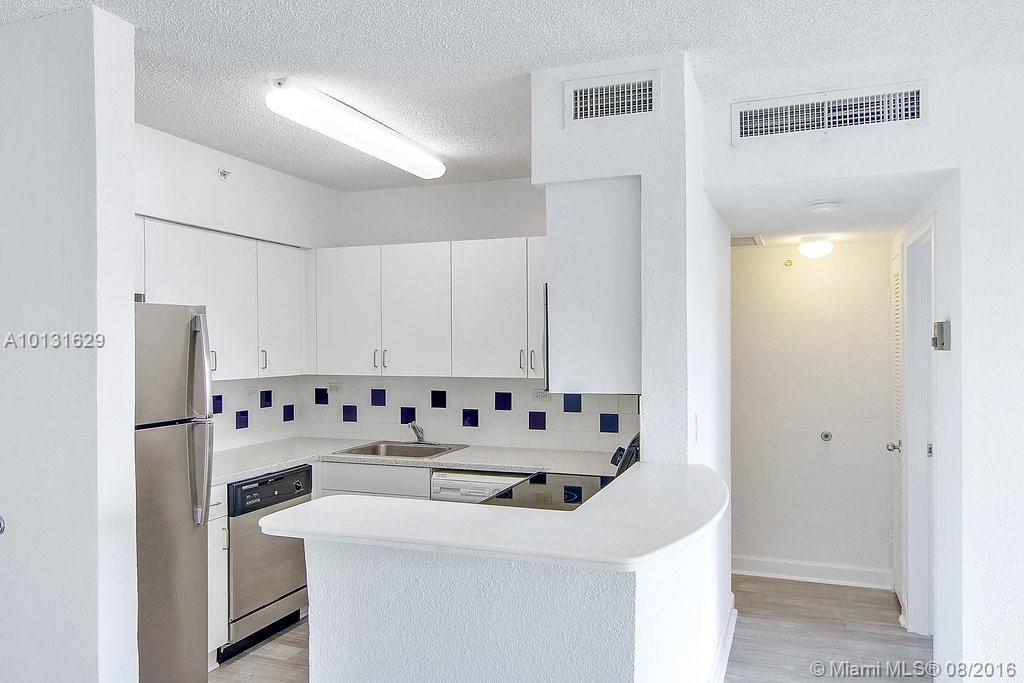 Flamingo South Beach - Residential Lease