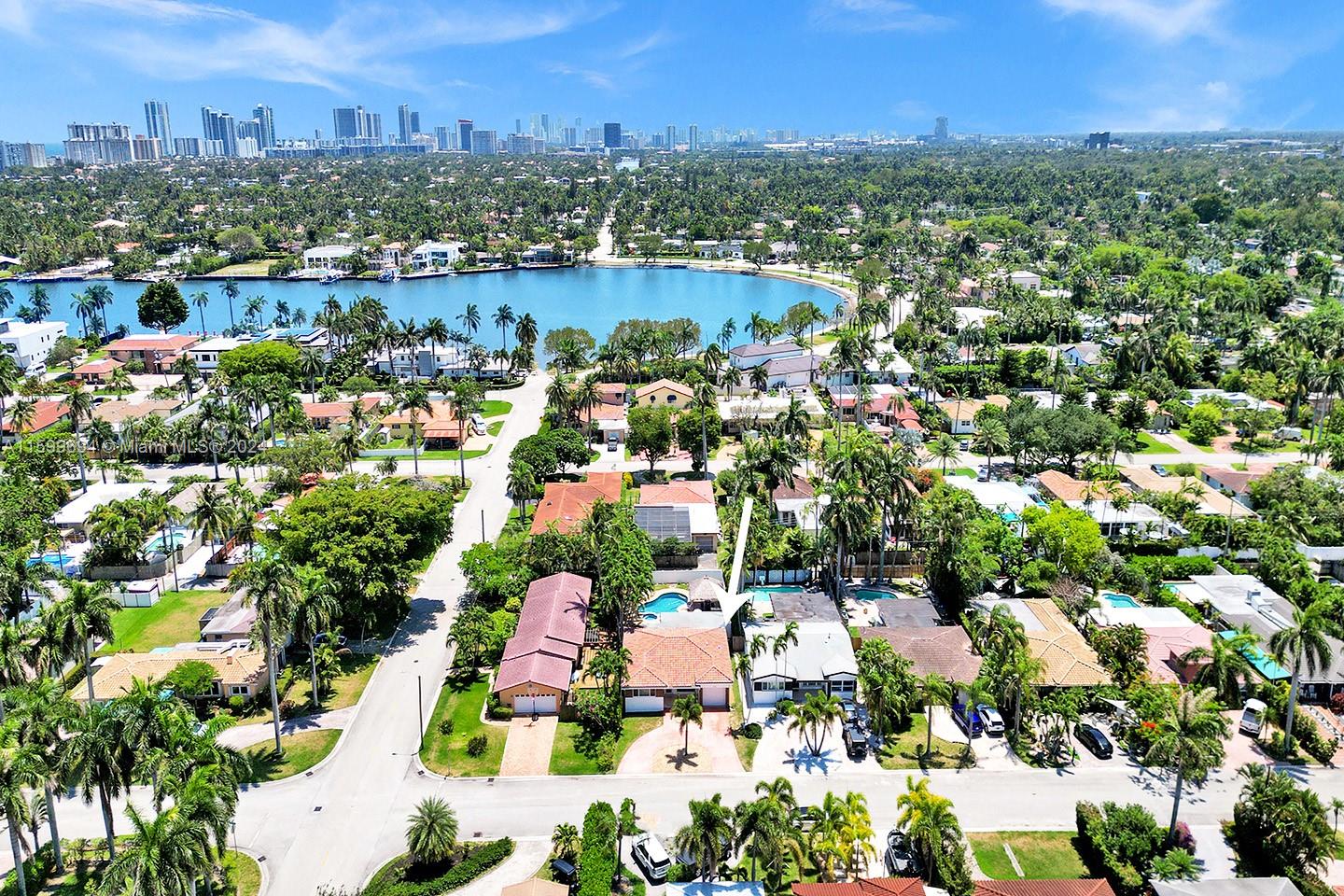 HOLLYWOOD LAKES SECTION - Residential Lease