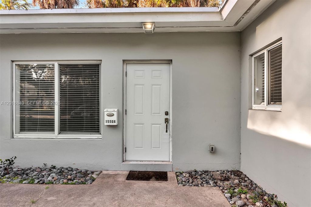 Photo of 1550 SW 23rd Ct #A, Fort Lauderdale, FL 33315 (MLS # A12018849)