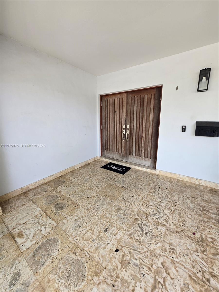 KENDALL POINT 1ST ADDN - Residential