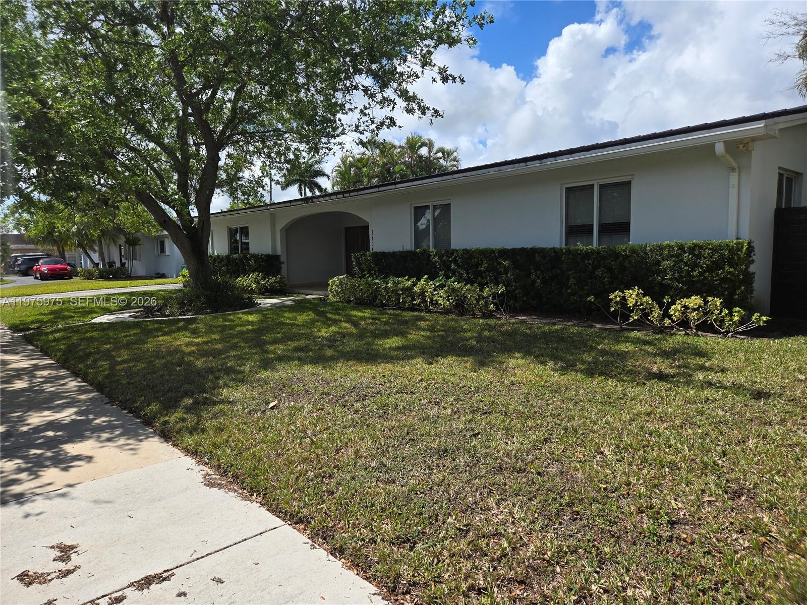 KENDALL POINT 1ST ADDN - Residential