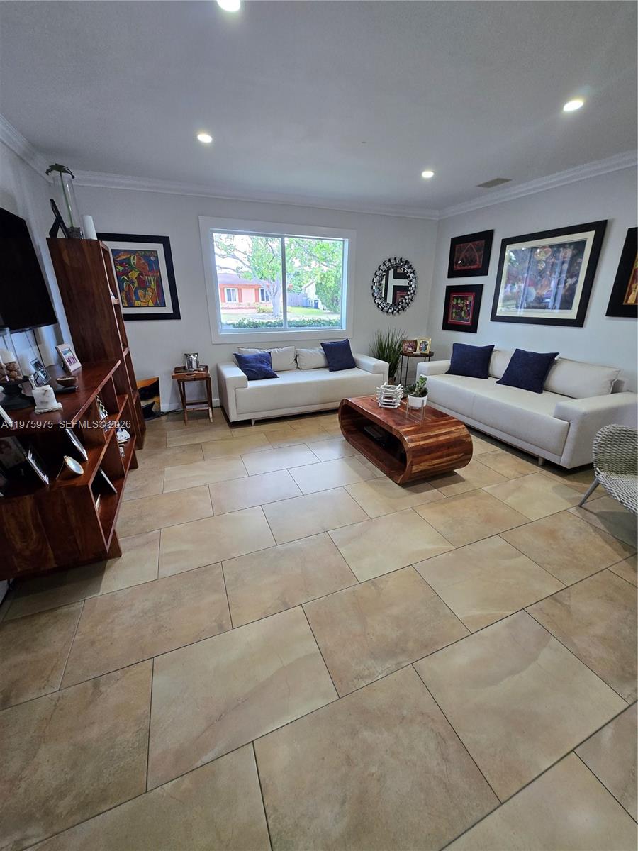 KENDALL POINT 1ST ADDN - Residential