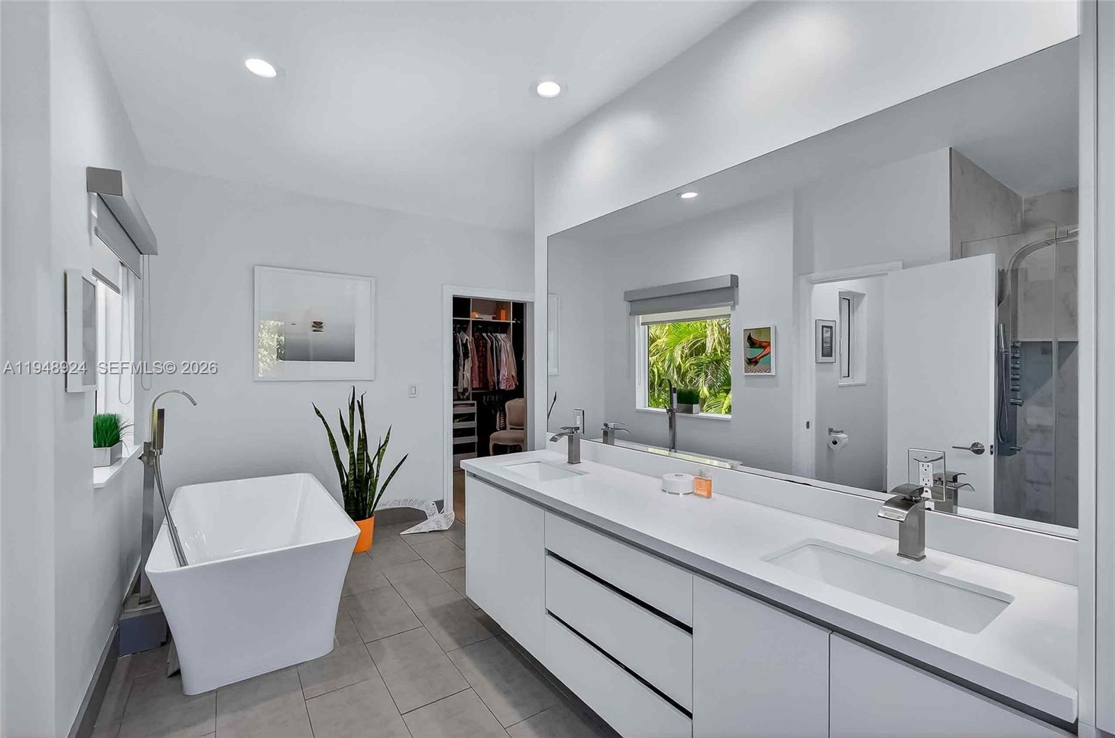 AMD PL GRIFFING BISCAYNE - Residential