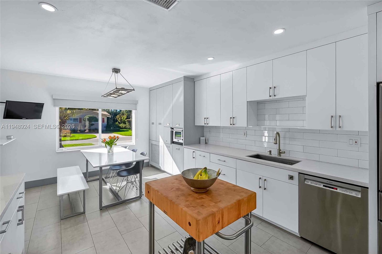 AMD PL GRIFFING BISCAYNE - Residential