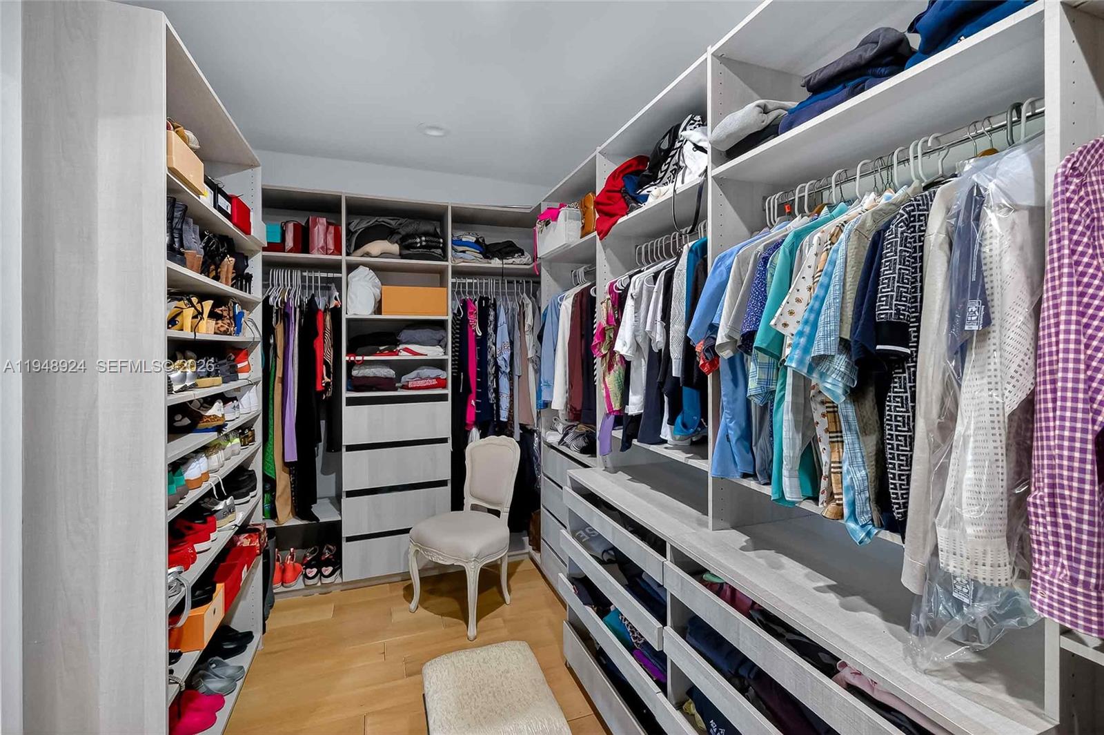 AMD PL GRIFFING BISCAYNE - Residential