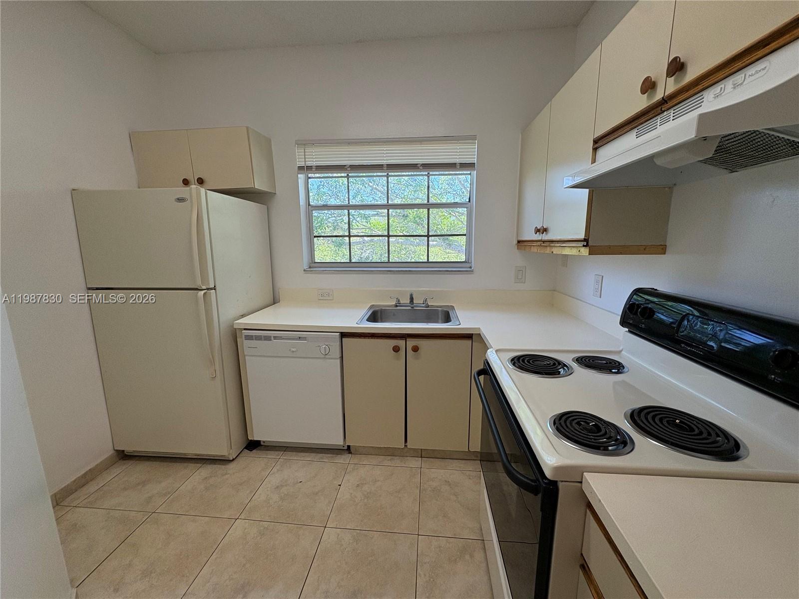 WATERS EDGE AT DEERFIELD - Residential Lease