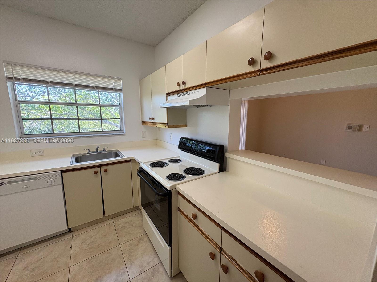 WATERS EDGE AT DEERFIELD - Residential Lease