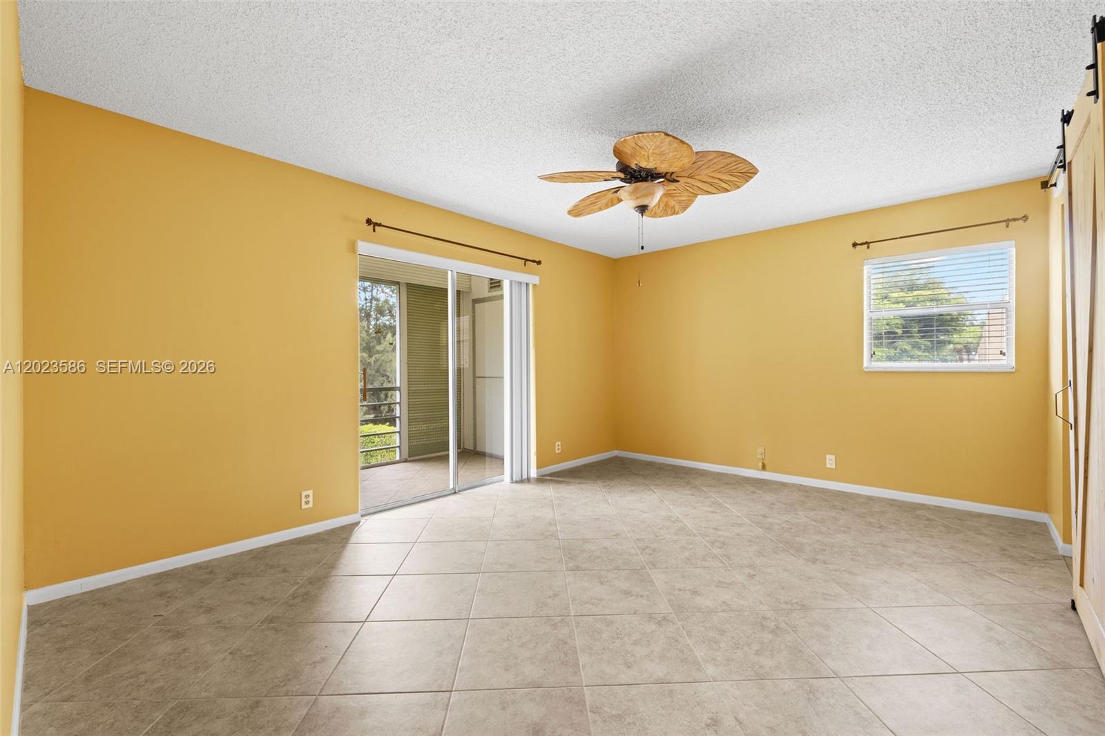 GOLDEN LAKES VILLAGE COND - Residential