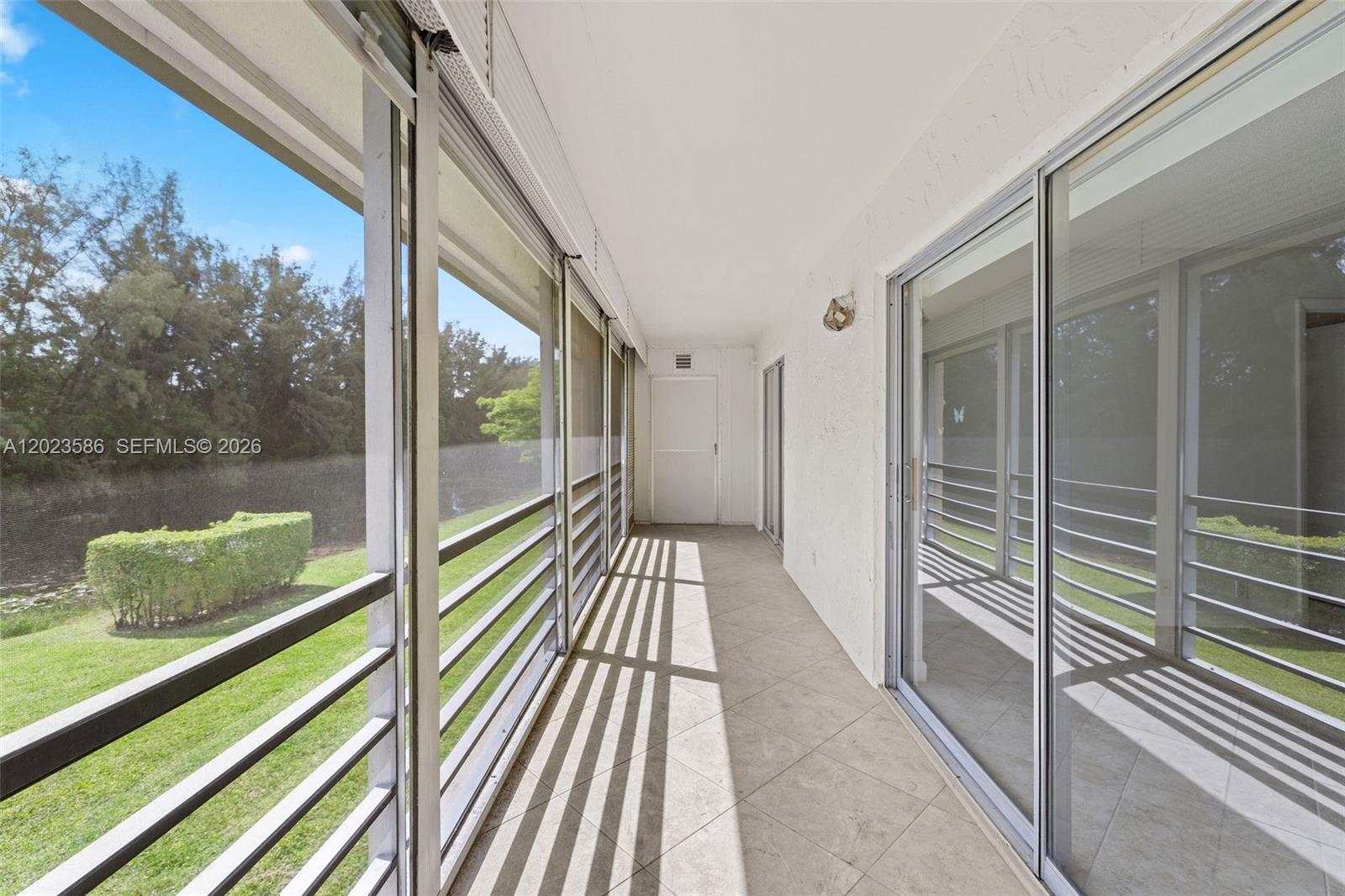 GOLDEN LAKES VILLAGE COND - Residential