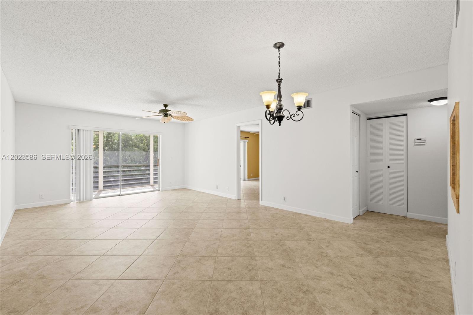 GOLDEN LAKES VILLAGE COND - Residential
