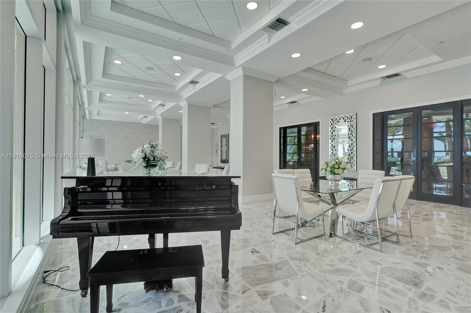 WAVE CONDO - Residential Lease