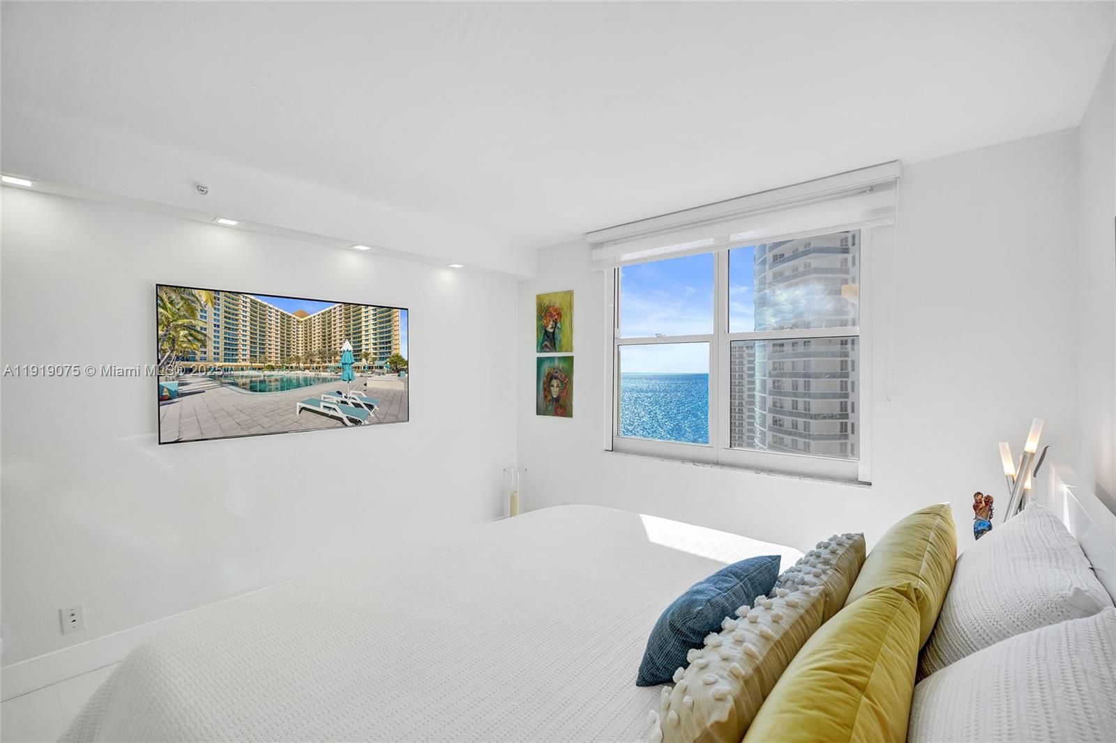 WAVE CONDO - Residential Lease