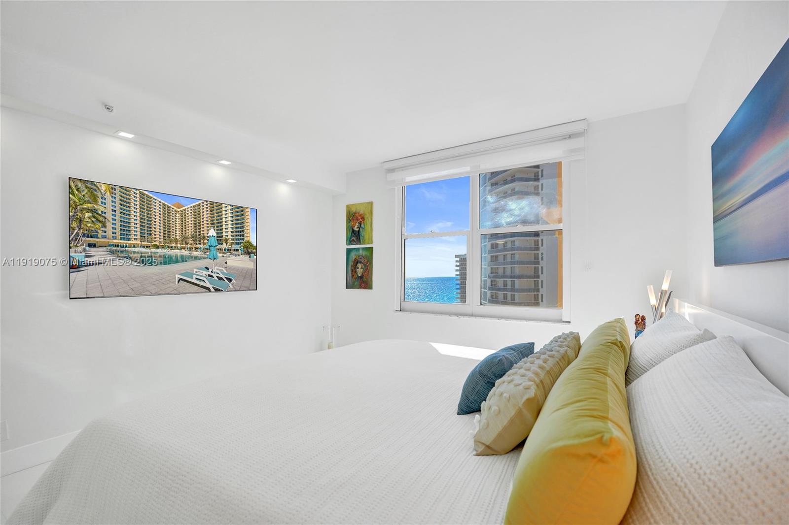 WAVE CONDO - Residential Lease