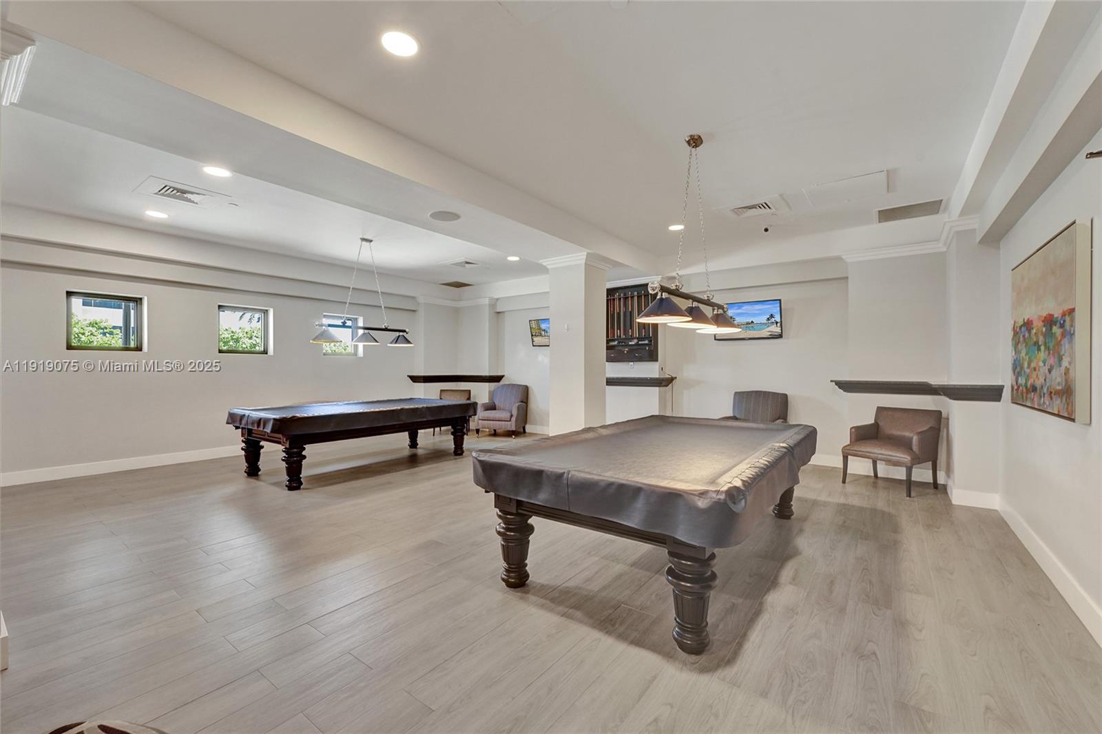 WAVE CONDO - Residential Lease