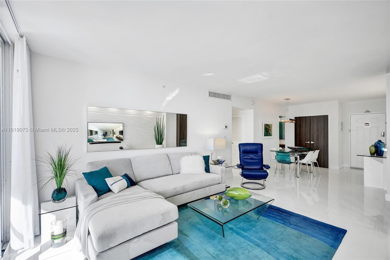 WAVE CONDO - Residential Lease