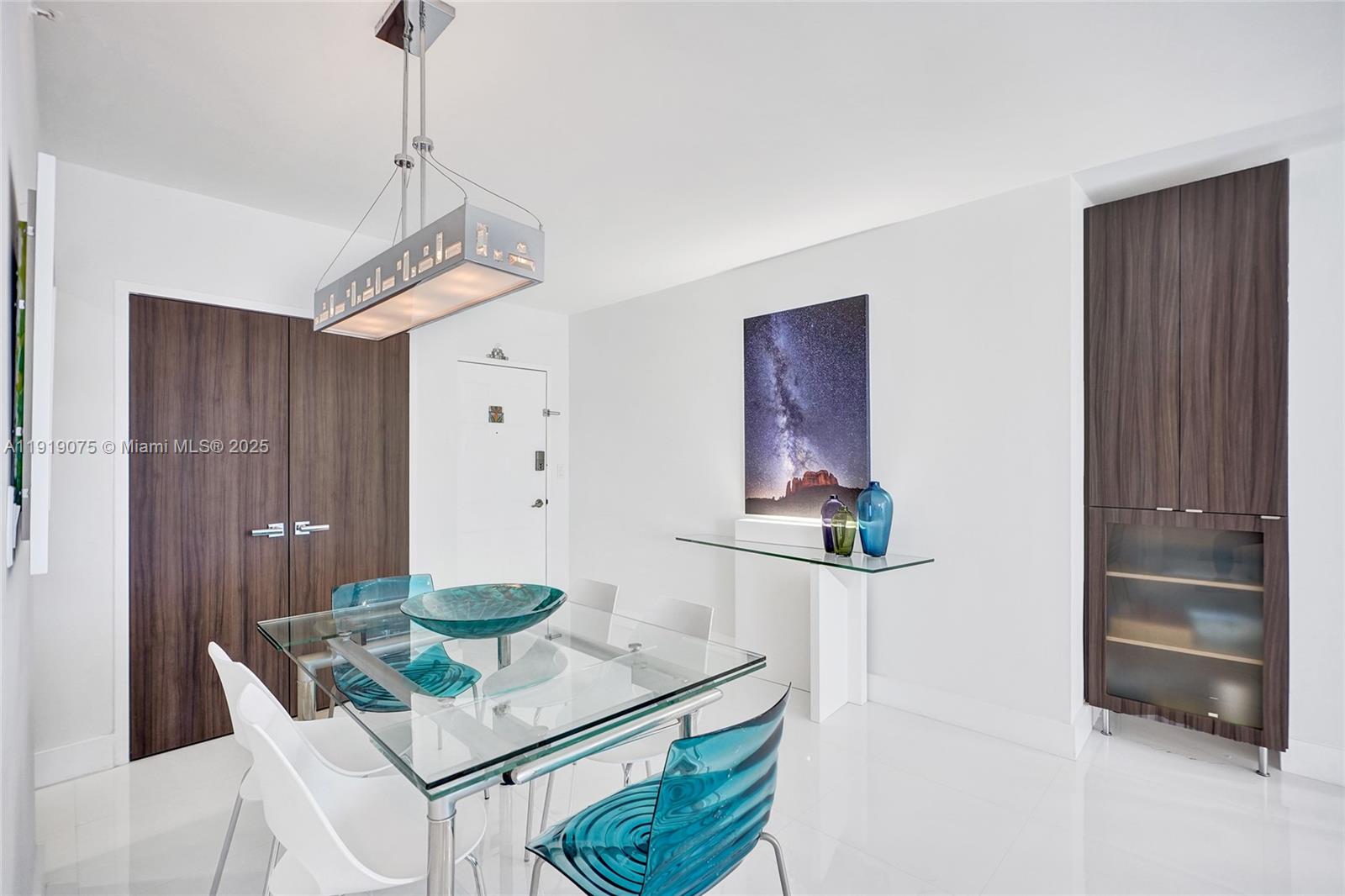 WAVE CONDO - Residential Lease