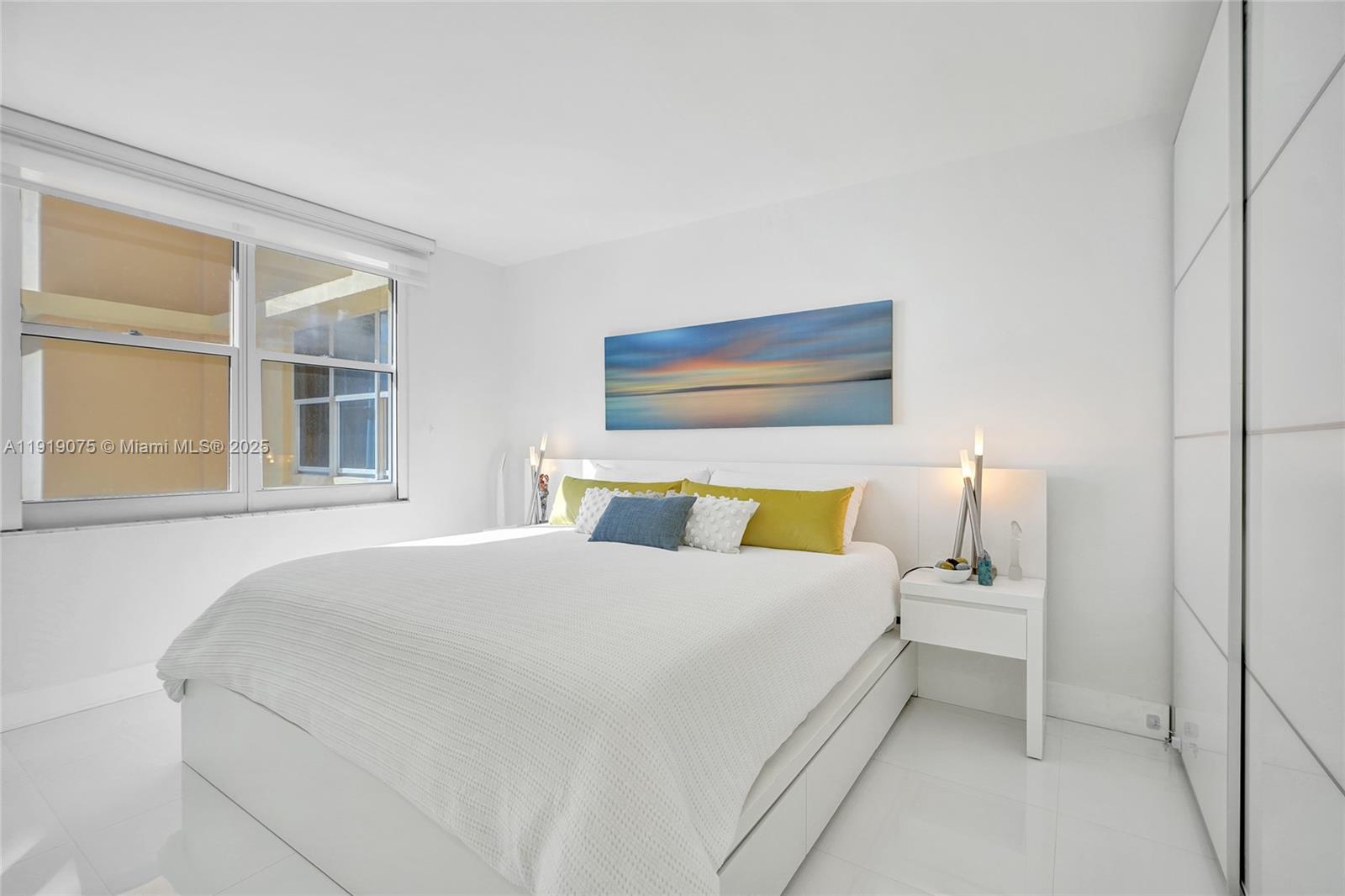 WAVE CONDO - Residential Lease